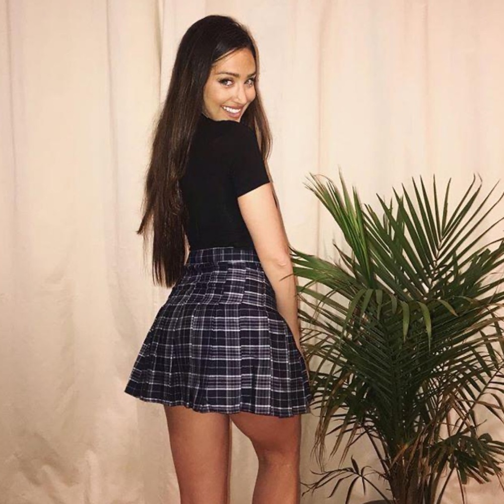 HIGH WASTED PLEATED SKIRT - BLUE